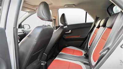 فضای کابین کیا پیکانتو